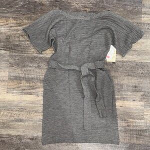 Dillard’s Sangria Brand Gray Sweater Dress with boat neckline.  Size Small NWT.